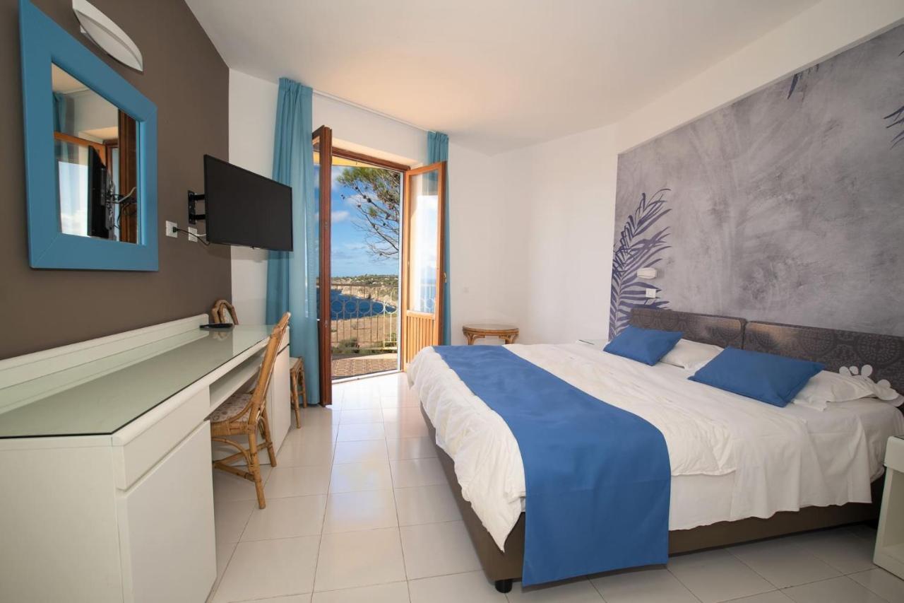 Perla Del Golfo Resort Терразини Экстерьер фото
