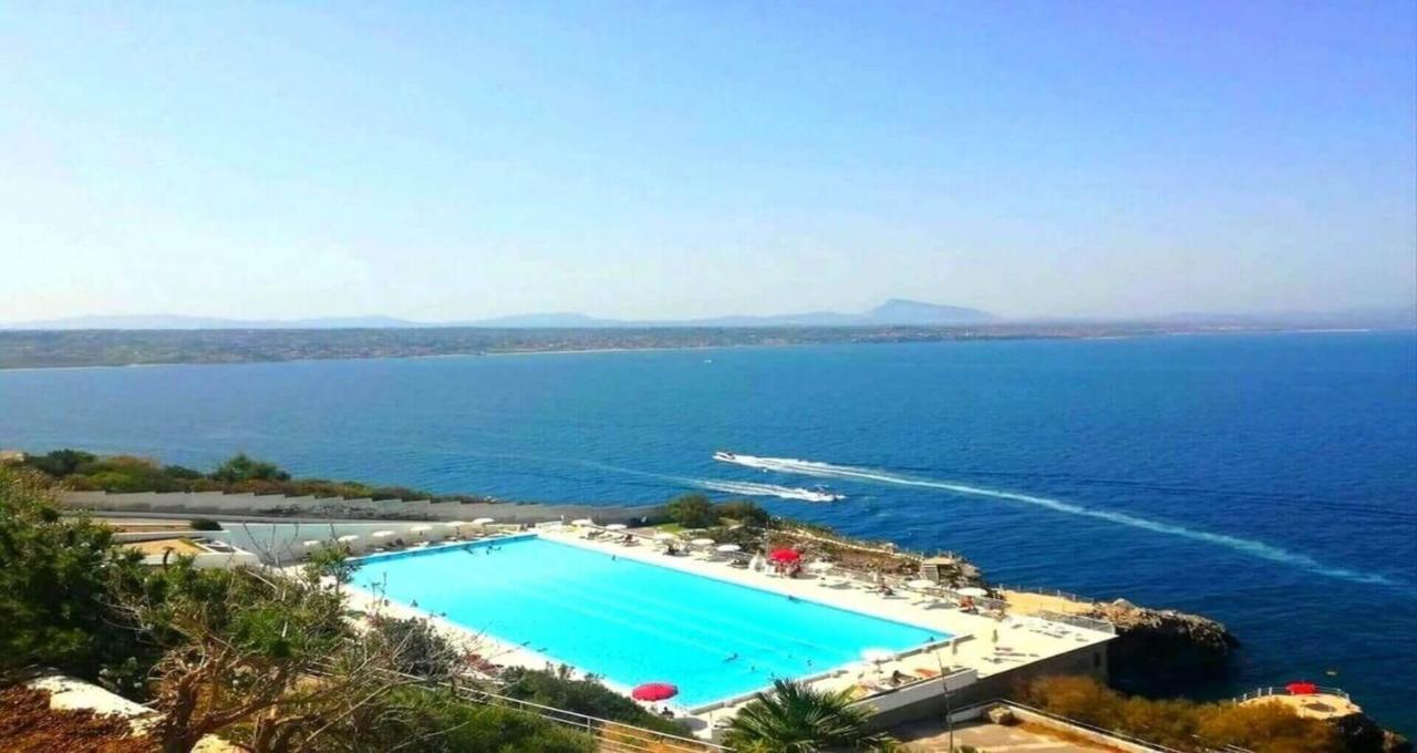 Perla Del Golfo Resort Терразини Экстерьер фото