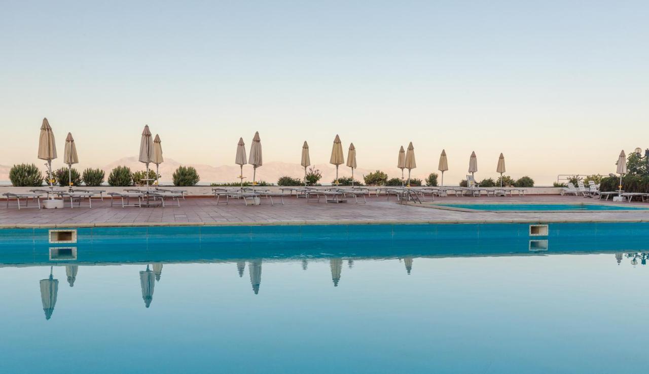 Perla Del Golfo Resort Терразини Экстерьер фото