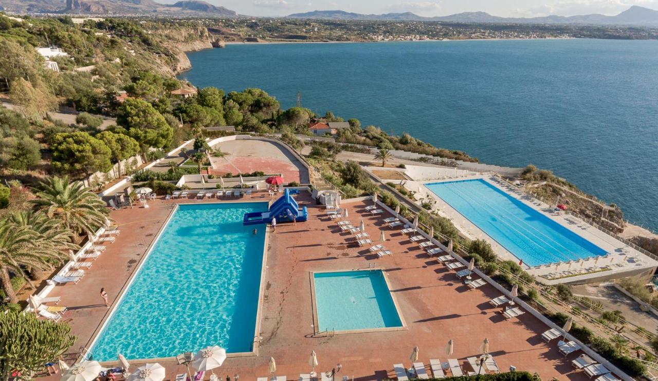 Perla Del Golfo Resort Терразини Экстерьер фото